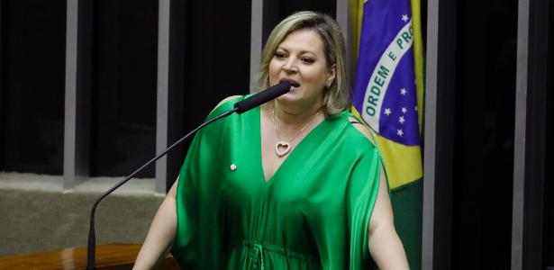 Joice Hasselmann foi hospitalizado após ser diagnosticado com covid-19