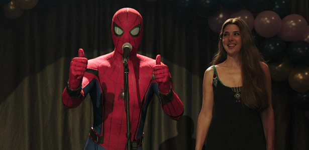 Tia May, Marisa Tomei, lamenta interpretar papéis de mãe nos filmes do Homem-Aranha