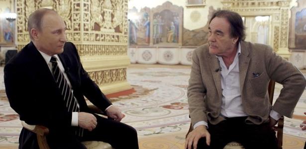 A série de Oliver Stone sobre Putin, ignorada pela televisão, chega ao Brasil no site