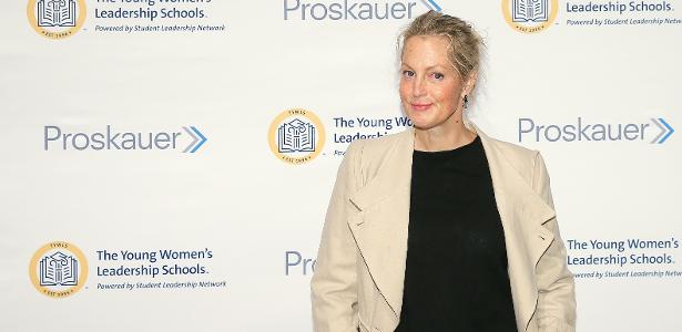 O ator Ali Wentworth diz que os pais devem assistir filmes pornográficos com crianças como medida de educação sexual